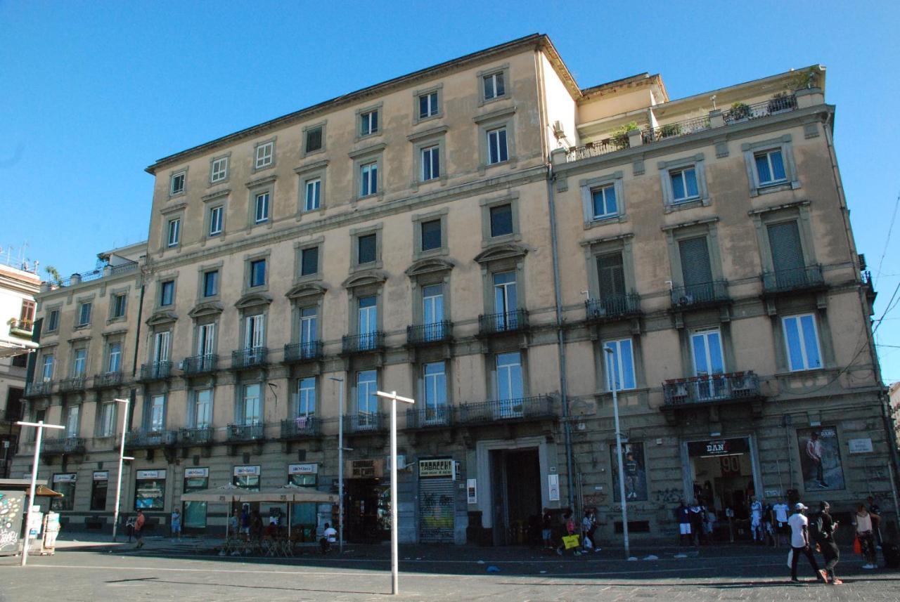 Hotel Garibaldi 136 Neapel Exterior foto